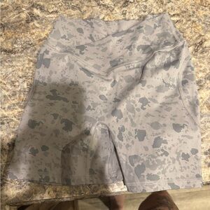 Alphalete Gray Patterned Workout Shorts